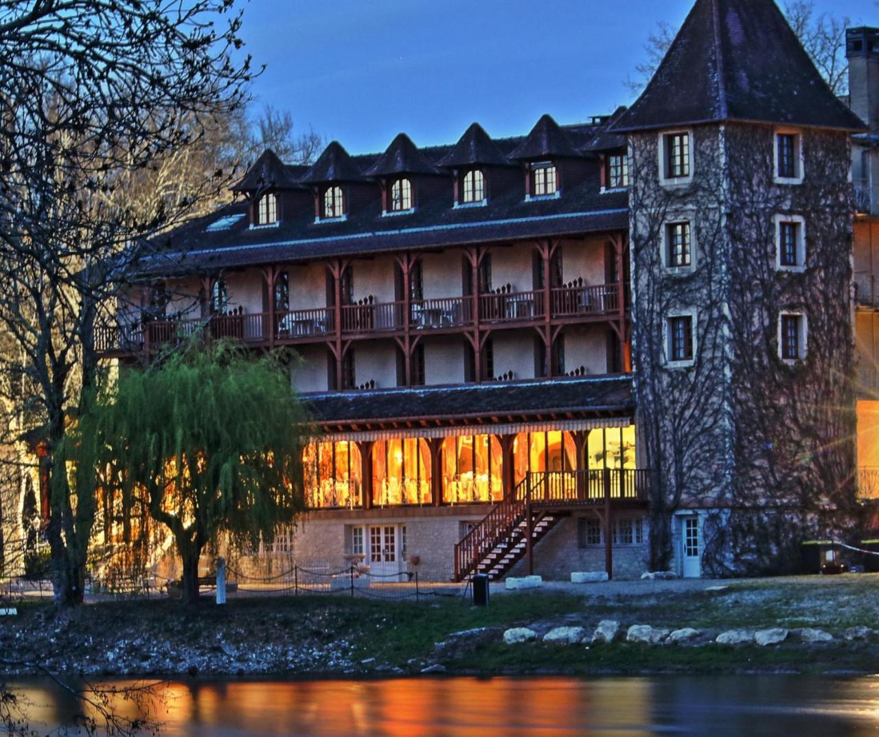 Hotel Restaurant L'Ecluse Antonne-et-Trigonant Exterior photo